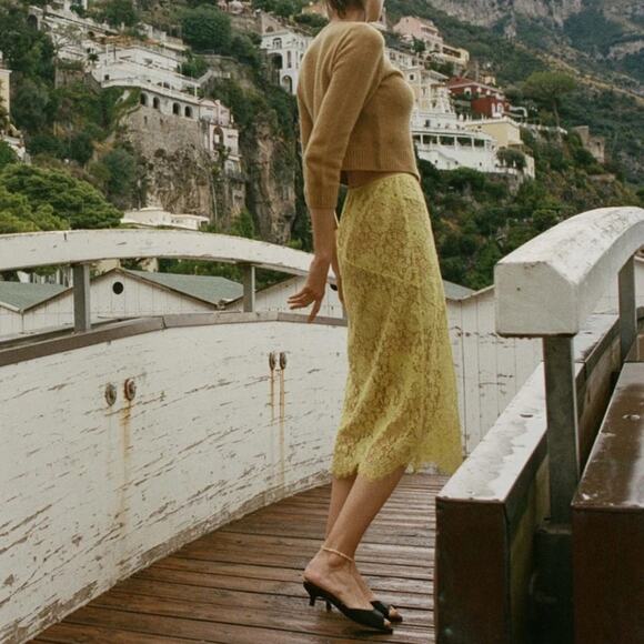 Doen Nandi Lace Sheer Scalloped Pencil Straight Midi Long Skirt Daffodil Yellow - Picture 6 of 15